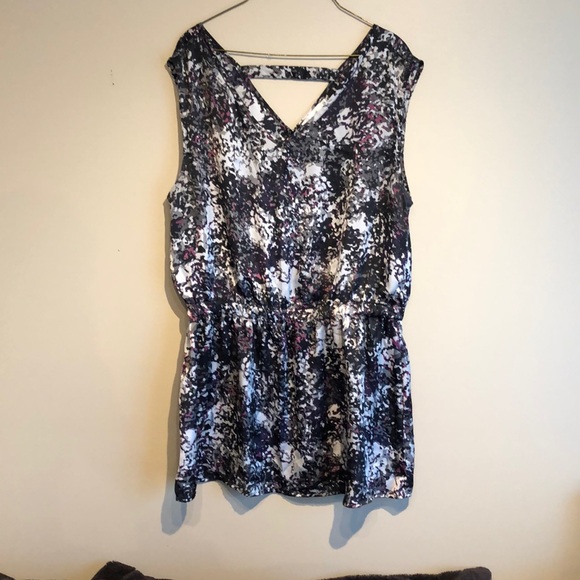 Tunic blouse - Picture 3 of 3